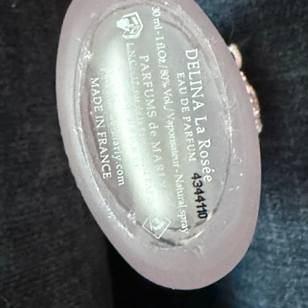 Perfume de Marly Delina La Rosee Eau de Parfum - Picture 4 of 6